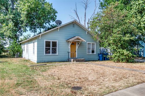 313 W Moses St, Cushing, OK, 74023-3239 | Card Image