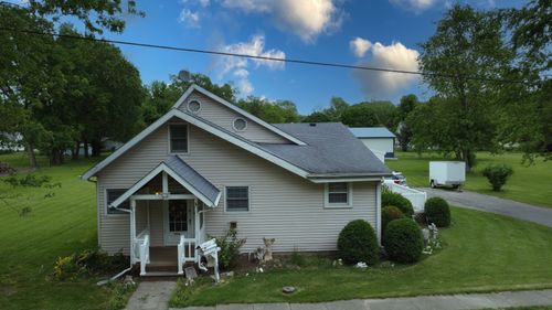 205 N Park St, Milford, IL, 60953-1034 | Card Image
