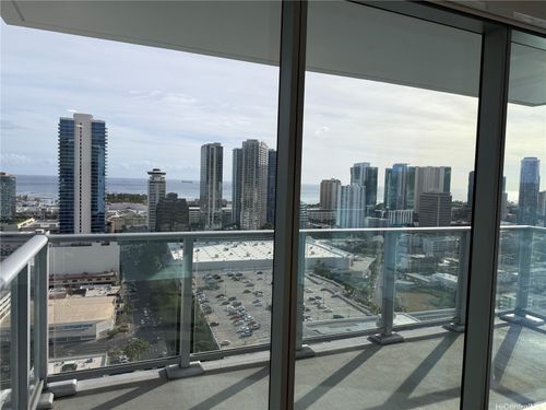 2900-1515 Liona St, Honolulu, HI, 96814-2442 | Card Image