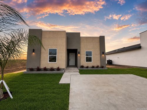 5061 Luna Grande Loop, Laredo, TX, 78046-2396 | Card Image