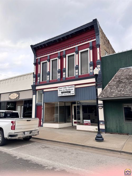 615 Topeka Ave, Lyndon, KS, 66451-9869 | Card Image