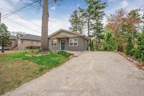 57 Laidlaw St, Wasaga Beach, ON, L9Z2L2 | Card Image
