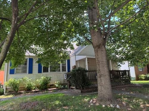 9202 Capeview Ave, Norfolk, VA, 23503-3214 | Card Image