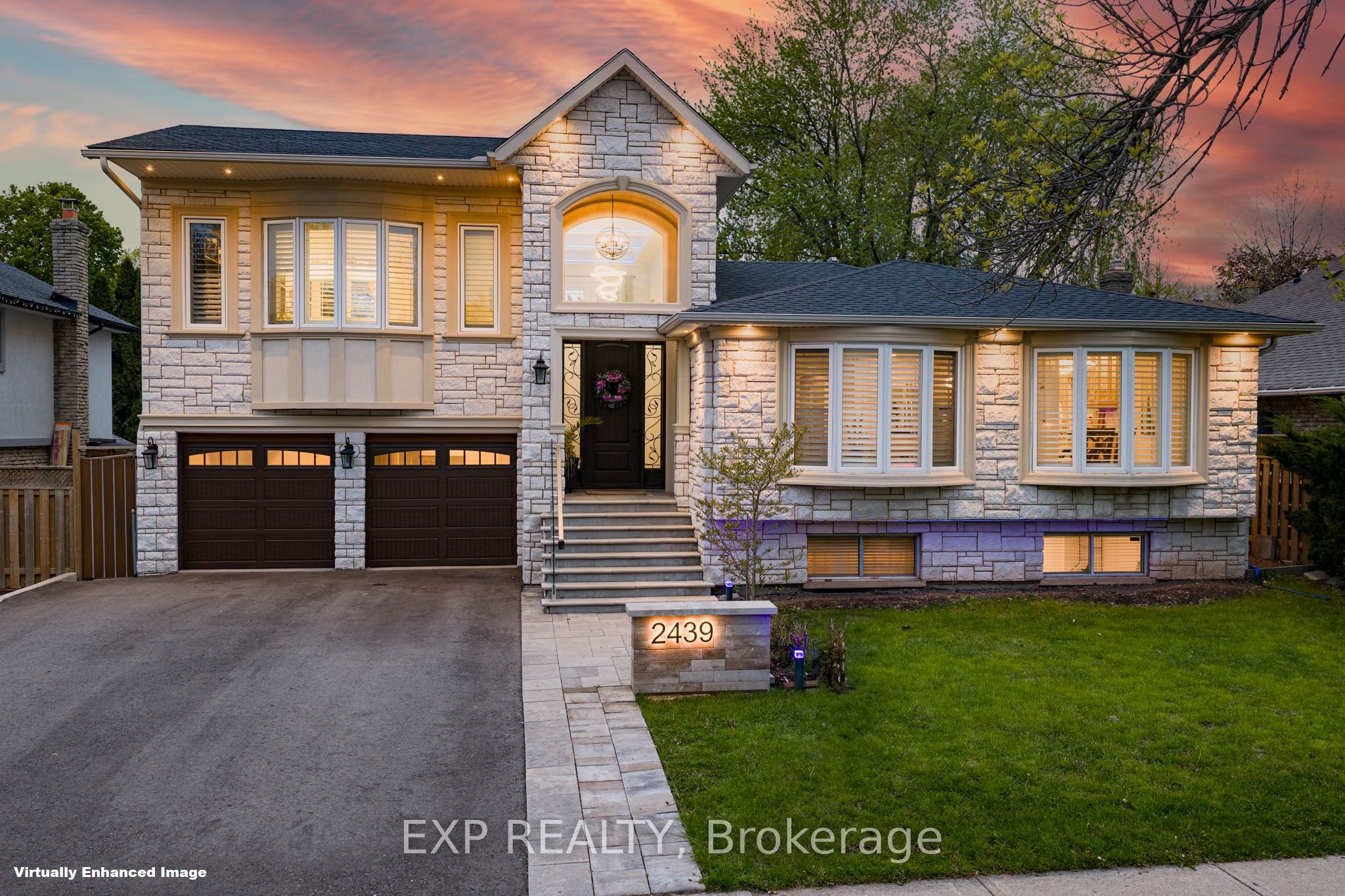 Residential in Oakville