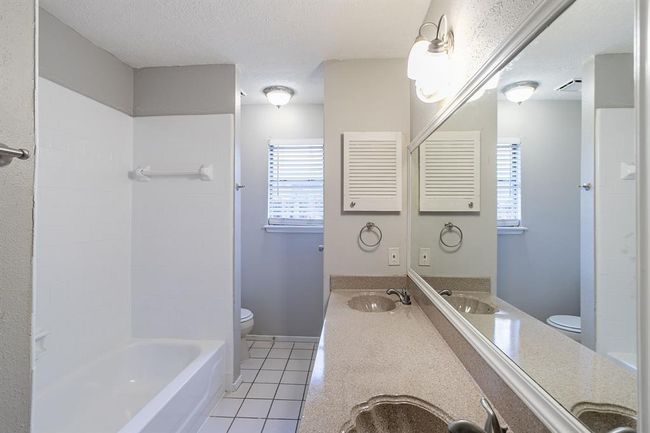 5326 Lynngate Dr, House other with 3 bedrooms, 2 bathrooms and 1 parking in Spring TX | Image 18