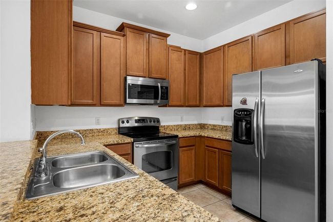 9013 Shepton St, Townhouse with 3 bedrooms, 3 bathrooms and null parking in ORLANDO FL | Image 8