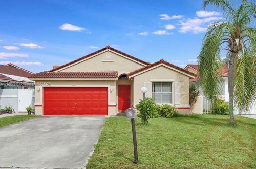 19030 Nw 54th Ave, Miami Gardens, FL, 33055-5326 | Card Image