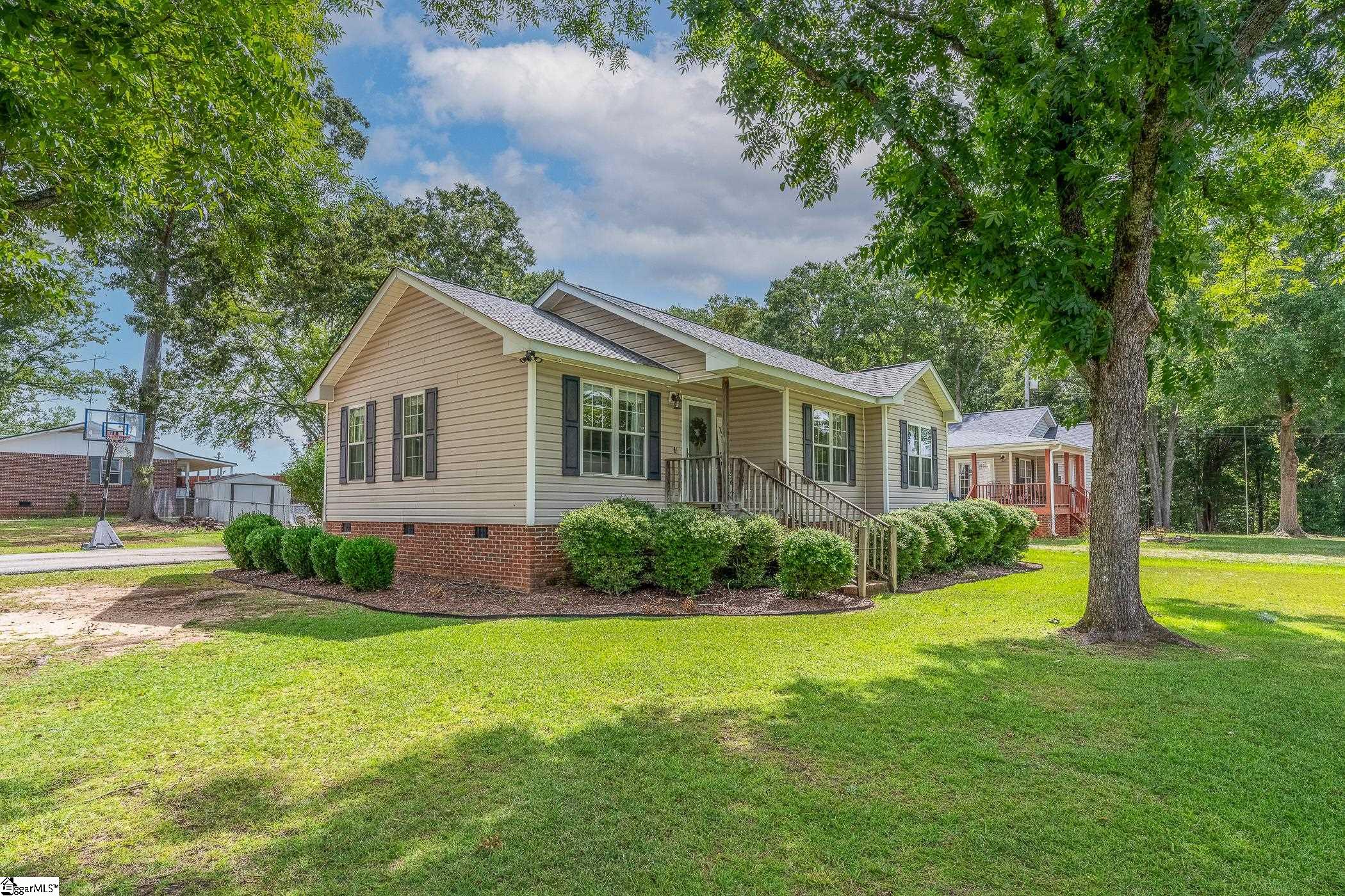 Residential in Laurens 4
