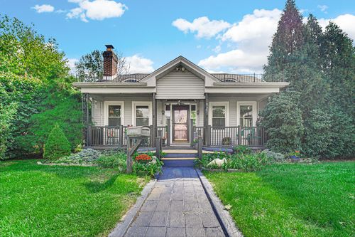 302 Bowser Ave, Chesterton, IN, 46304-2504 | Card Image