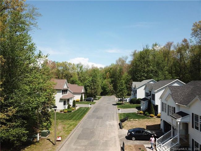 65 Belvedere Dr, Condo with 2 bedrooms, 3 bathrooms and null parking in Tolland CT | Image 23