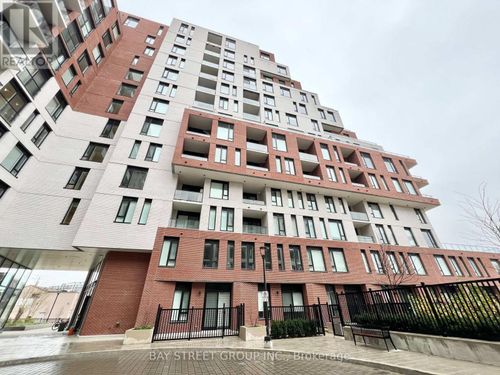 209-11 Maryport Avenue, Toronto (Downsview-Roding-CFB), ON, M3M0E2 | Card Image