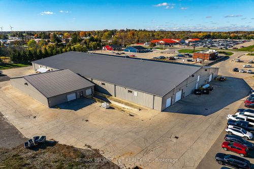 43 Talbot St E, Cayuga, ON, N0A1E0 | Card Image