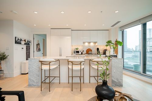 602-1501 Foster St, White Rock, BC, V4B0C3 | Card Image