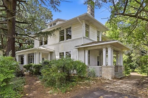 707 Summit St, Winston Salem, NC, 27101-1118 | Card Image