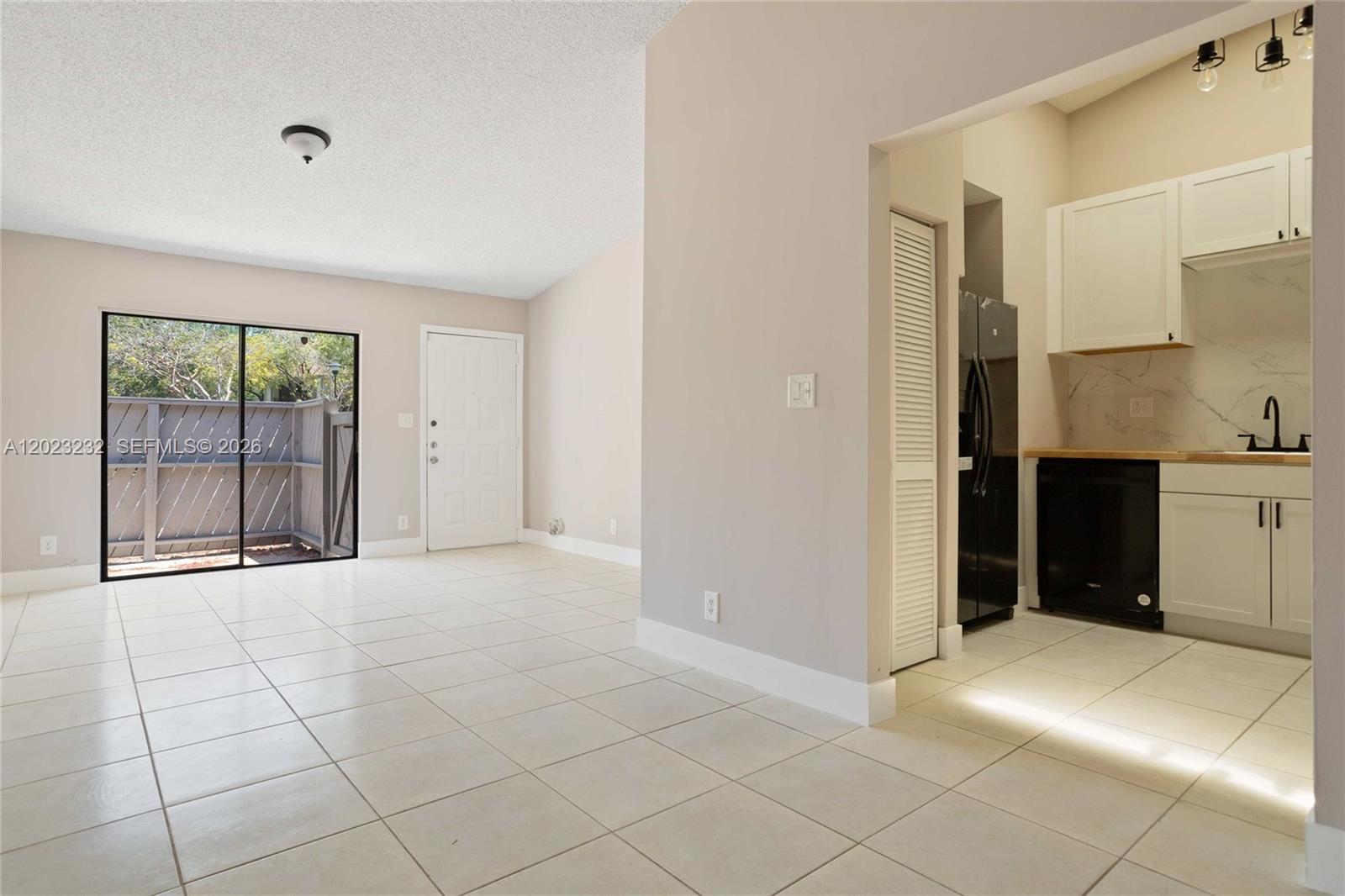 Residential Lease in Sunrise