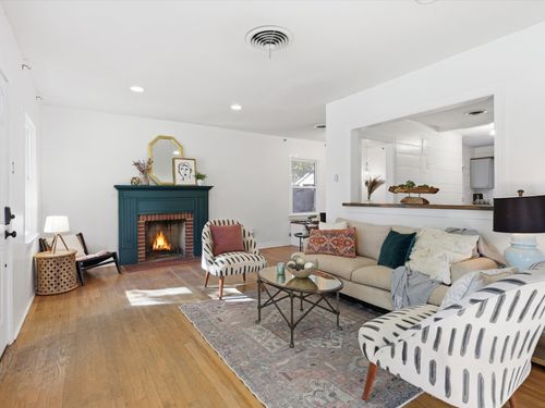 3804 Pershing Ave, Fort Worth, TX, 76107-4531 | Card Image