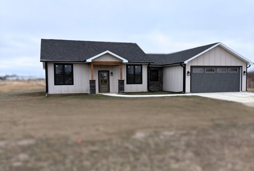 336 Purdue St, Vermillion, SD, 57069-6517 | Card Image