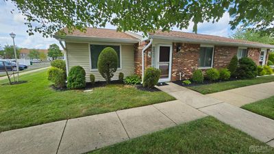 546A - 546-A Cornus Plaza, Townhouse with 2 bedrooms, 2 bathrooms and null parking in Monroe NJ | Image 1