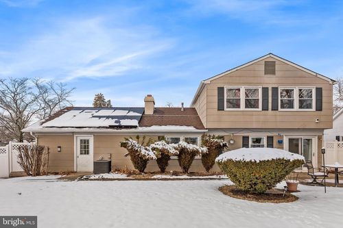 11 Tempest Ln, Willingboro, NJ, 08046-3802 | Card Image