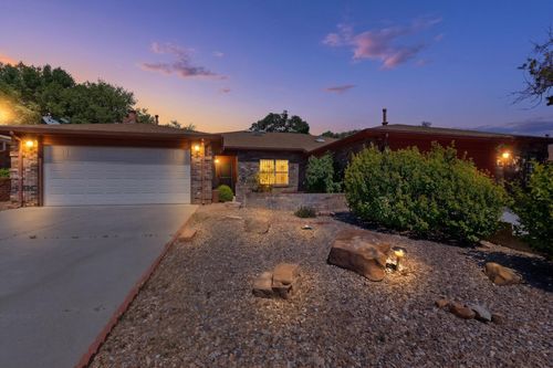 9214 Admiral Lowell Pl Ne, Albuquerque, NM, 87111-1261 | Card Image