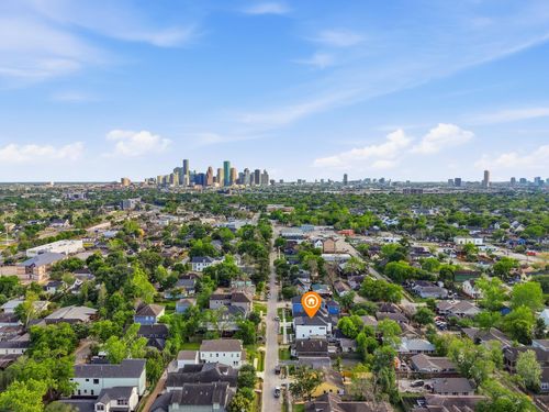 d-501D Cordell St, Houston, TX, 77009-4608 | Card Image