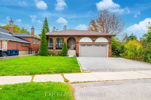 593A Scarlett Rd, Etobicoke, ON, M9P2S6 | Card Image