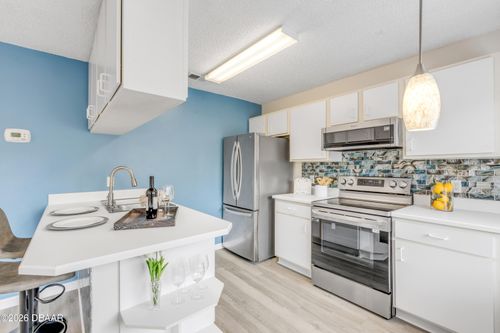 807-1601 Big Tree Rd, South Daytona, FL, 32119-8642 | Card Image