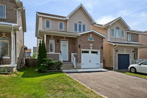 443 Maureen St, Kingston, ON, K7K7M2 | Card Image