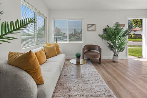 13154 Cedar St, Westminster, CA, 92683-2206 | Card Image