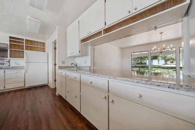 Kitchen & Dining Room Pass-Through | Image 17