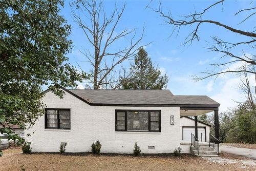 811 Dennis Dr, Forest Park, GA, 30297-1347 | Card Image