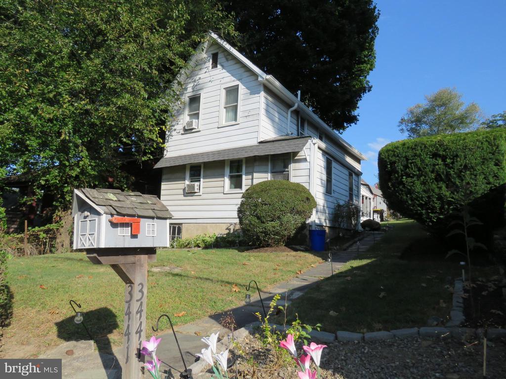Brownsville Rd, Feasterville Trevose, PA 19053