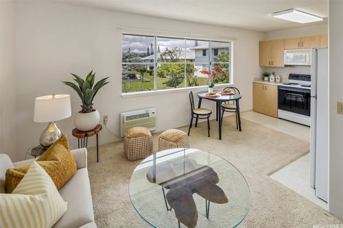 238-95-1039 Kaapeha St, Mililani, HI, 96789-4860 | Card Image