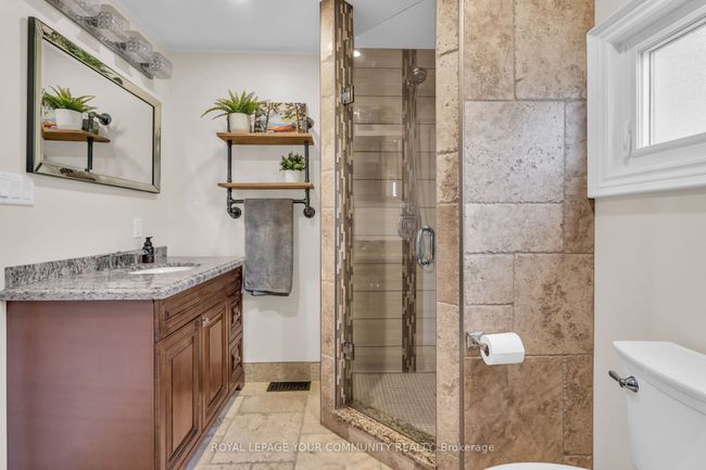 21039 Dalton Rd, House other with 3 bedrooms, 2 bathrooms and 4 parking in Jacksons Point ON | Image 18