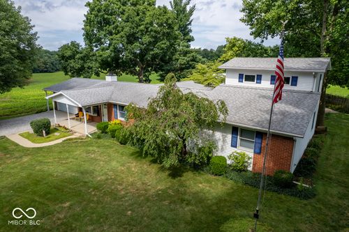 10329 N Sherburne Pl, West Terre Haute, IN, 47885-9623 | Card Image