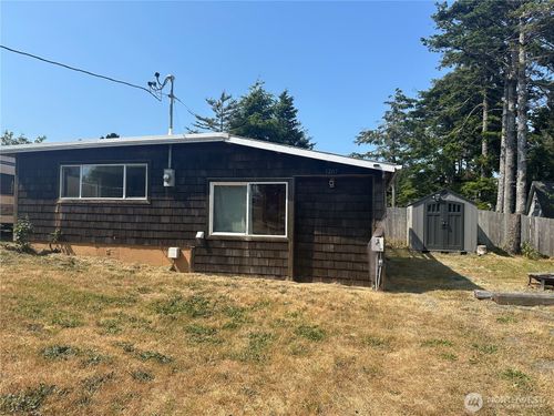 1207 201st Ln, Ocean Park, WA, 98640-3035 | Card Image