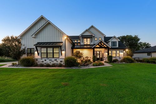 1121 The Shores Dr, Corsicana, TX, 75109-9585 | Card Image