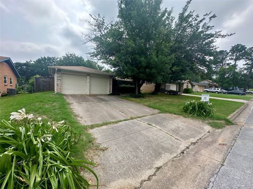1502 Aransas Dr, Euless, TX, 76039-2539 | Card Image