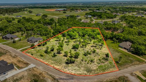 429 Hemet Way, Weatherford, TX, 76087-7086 | Card Image