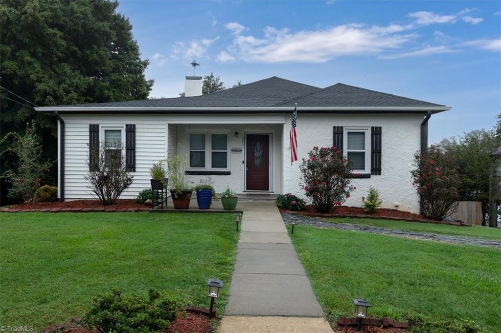 Butler St, Pilot Mountain, NC 27041