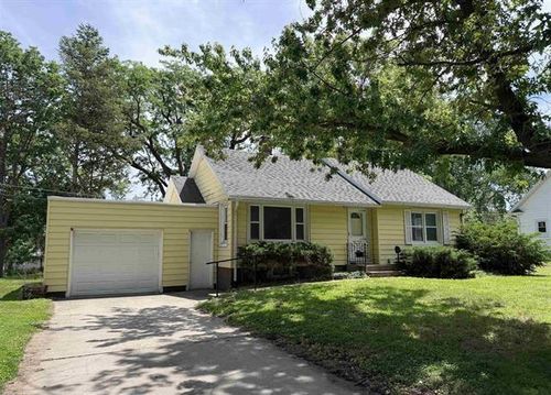805 6th St N, Humboldt, IA, 50548-1444 | Card Image