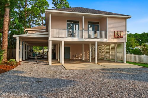 92 Elm Lane, Pass Christian, MS, 39571 | Card Image