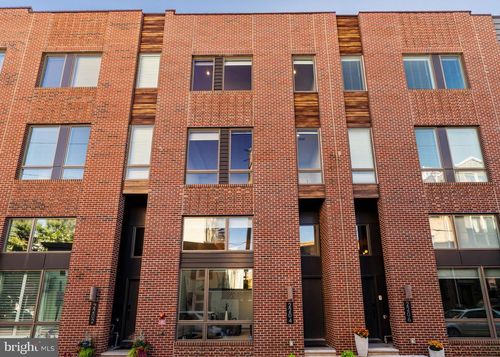 2204 League St, PHILADELPHIA, PA, 19146-2566 | Card Image