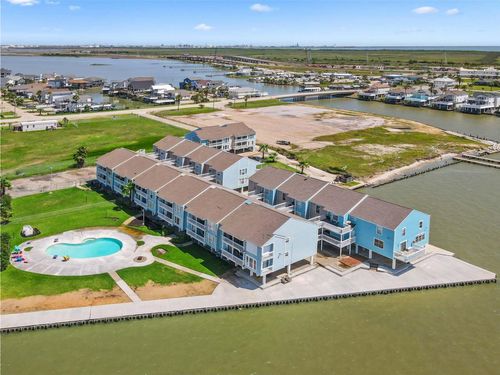 103-500 Tiki Dr, Tiki Island, TX, 77554-7149 | Card Image