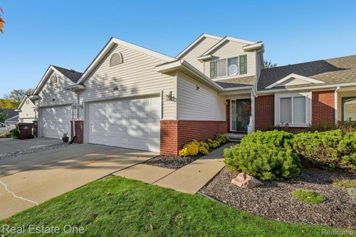 480 Hosta, Howell, MI, 48843-7603 | Card Image