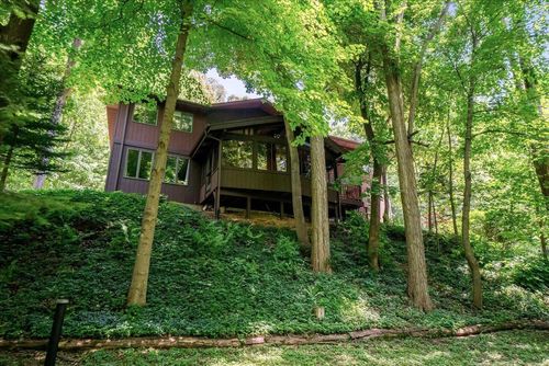 W5094 Highland Place, SHELBY, WI, 54601 | Card Image