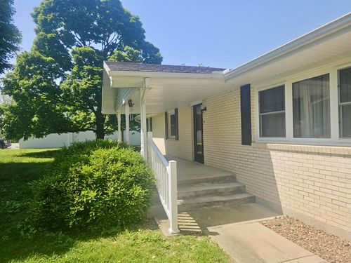 407 N Crestview Ave, Ash Grove, MO, 65604-8815 | Card Image