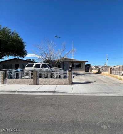 1152 Miller Avenue, House other with 4 bedrooms, 2 bathrooms and null parking in Las Vegas NV | Image 3