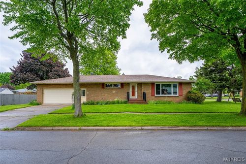 71 Coventry Rd, Williamsville, NY, 14221-6637 | Card Image