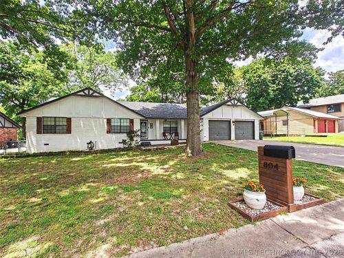 804 Kaufman Street, Tahlequah, OK, 74464 | Card Image